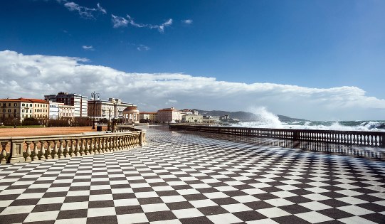 Livorno Italy Tourist Attractions - Excursions From Cruise Port - Day Trips to Florence & Pisa - Travel Blog and Italy insights